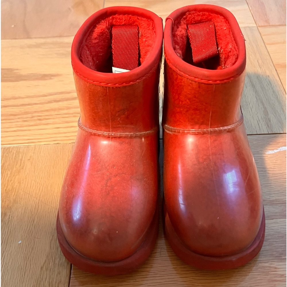 Red Uggs